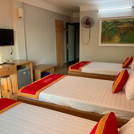 Candy Hotel Ha Long Bagian luar foto