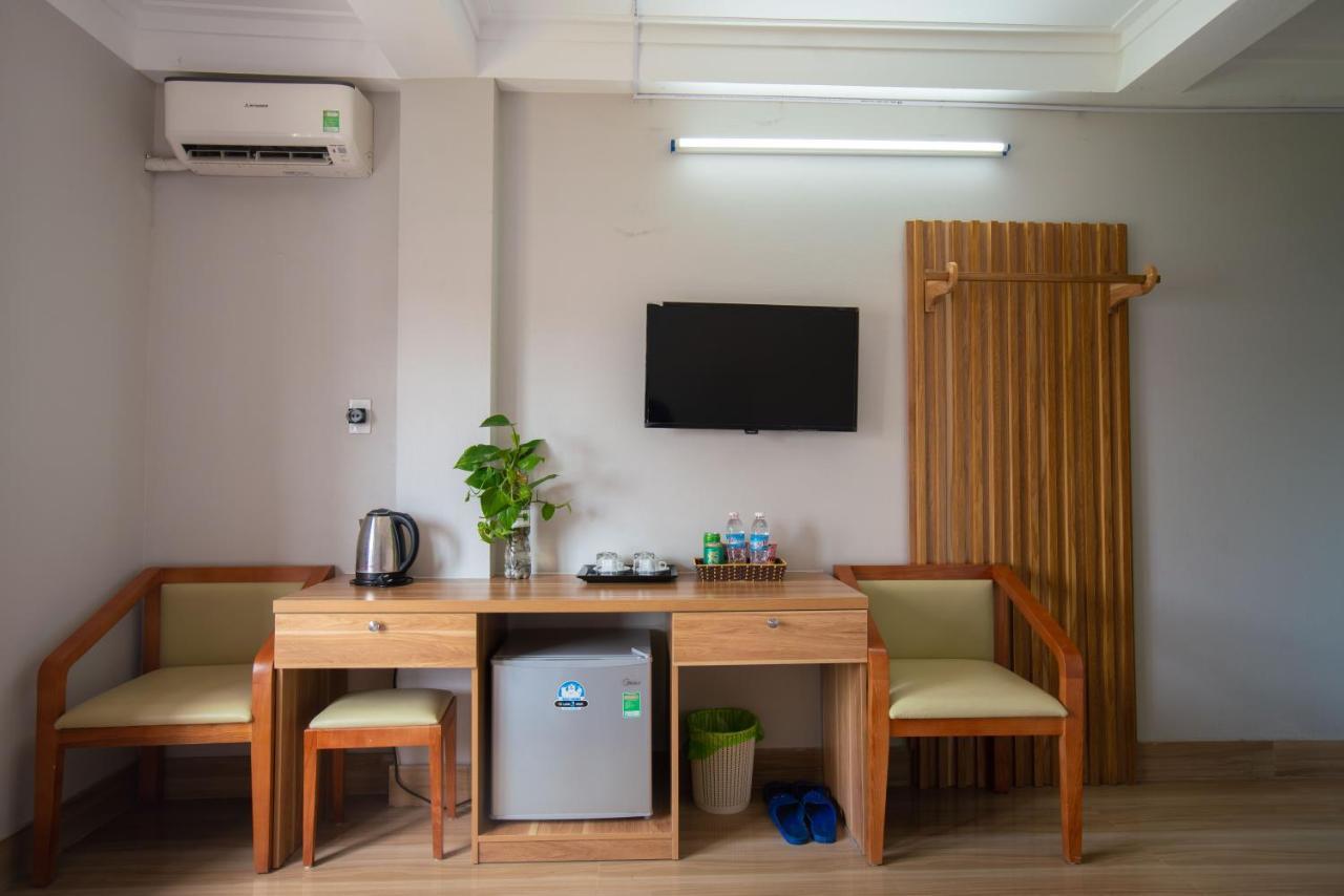 Candy Hotel Ha Long Bagian luar foto