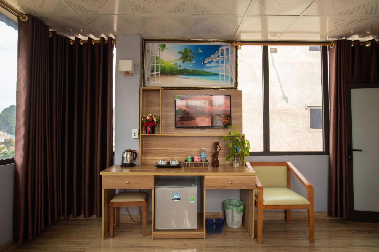 Candy Hotel Ha Long Bagian luar foto